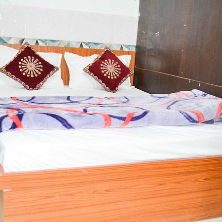 Hotel O New Jp Hotel Meerut Extérieur photo