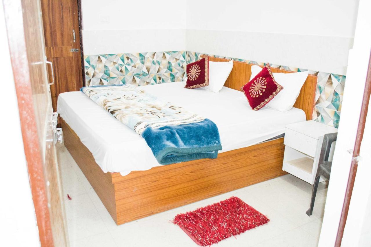 Hotel O New Jp Hotel Meerut Extérieur photo