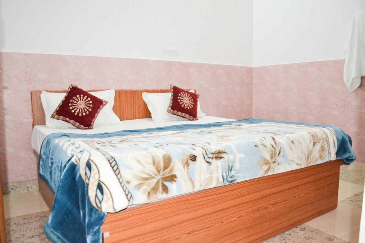Hotel O New Jp Hotel Meerut Extérieur photo