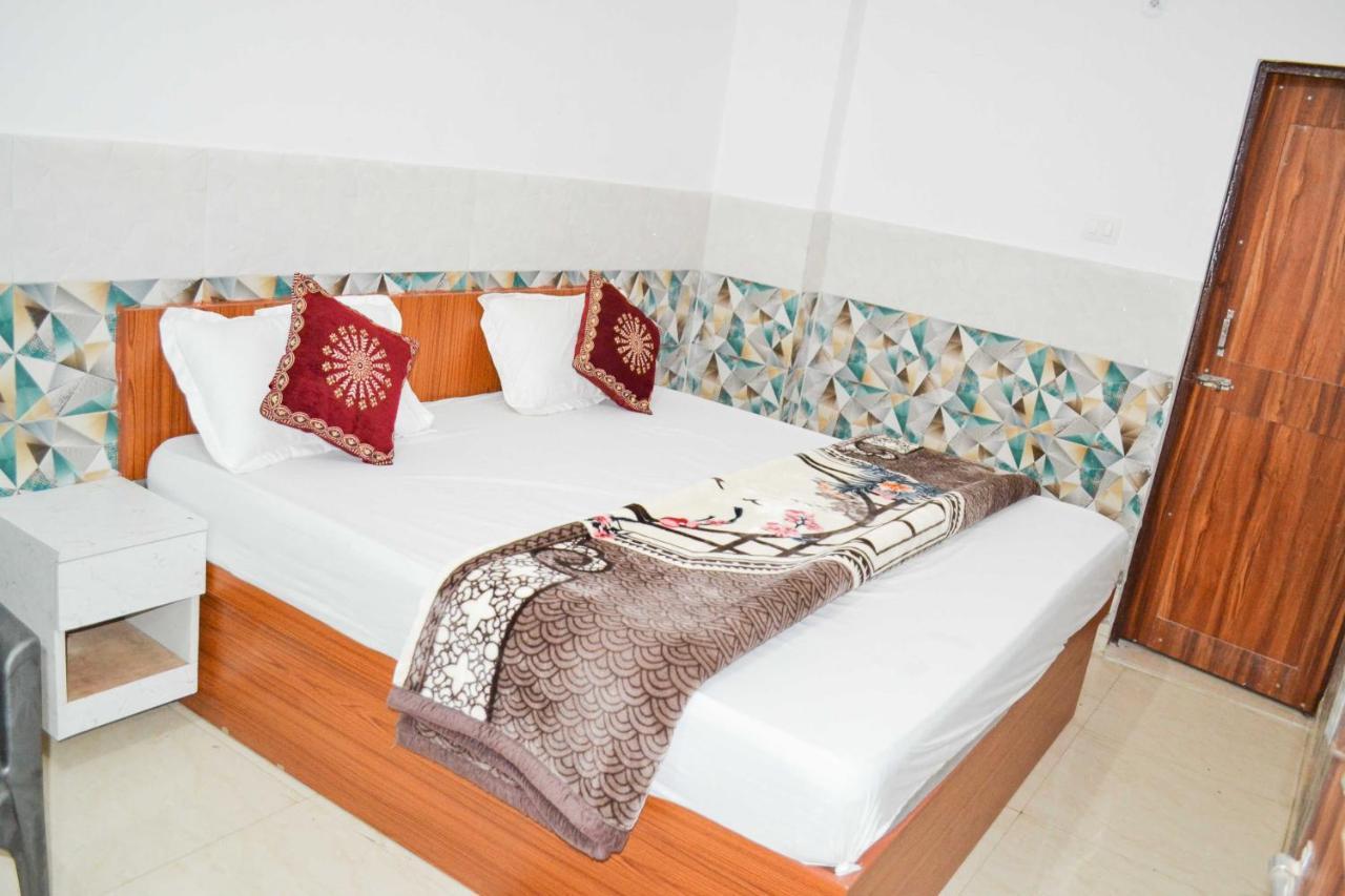Hotel O New Jp Hotel Meerut Extérieur photo